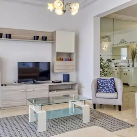 Lägenhet Wonderful In The Heart Of Sliema