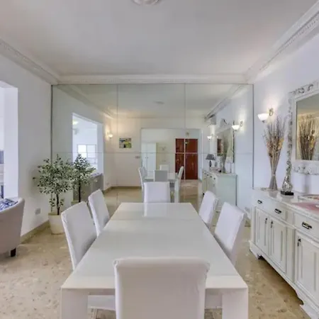 Wonderful In The Heart Of Lägenhet Sliema